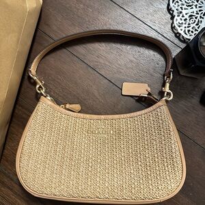 NWT Teri shoulder bag straw Coach